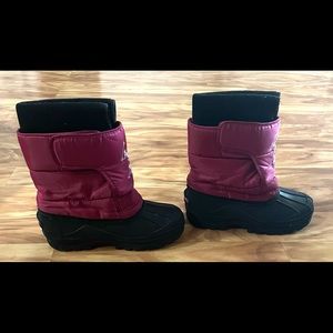 US POLO ASSN WOMEN SNOW BOOTS SIZE 5. EXCELLENT CONDITION!